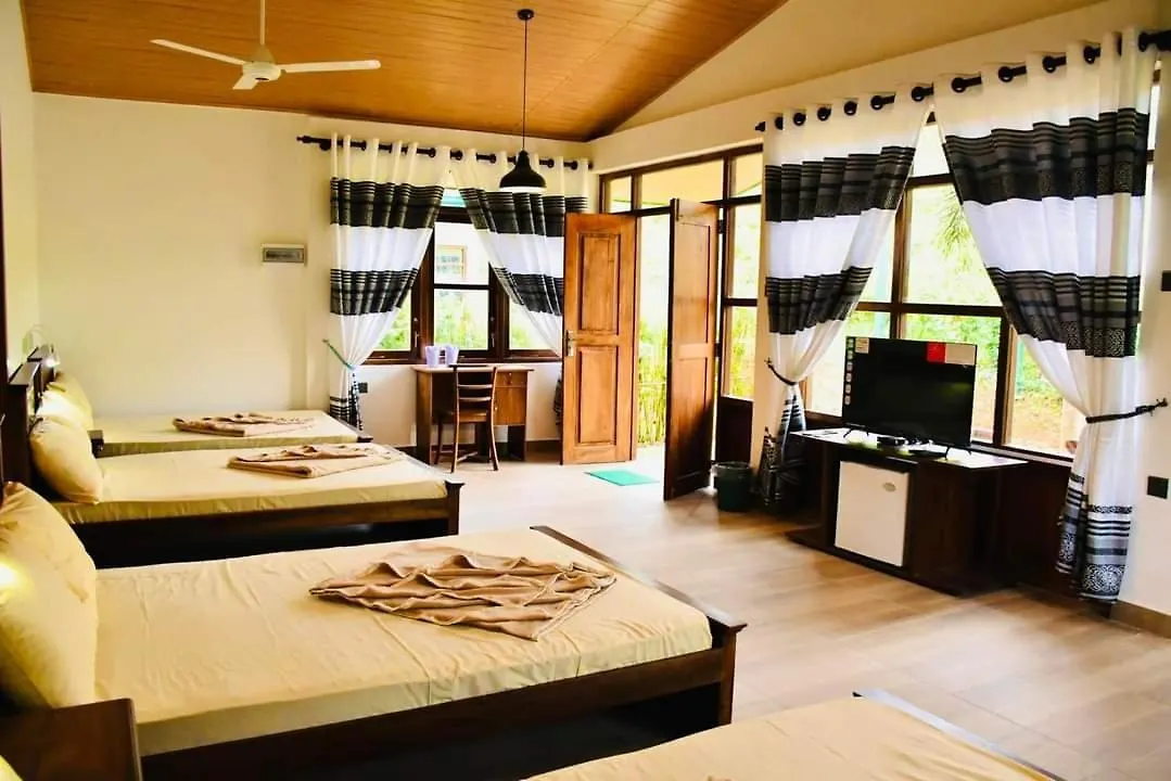 *** Hotel Triniton Holiday Villas Hatton Sri Lanka